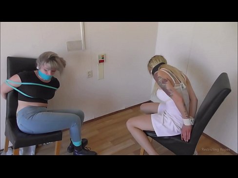❤️ Závislá / svázaná a s roubíkem / dáma v nesnázích ❤ Porno u nás cs.dreamypassionjourney.ru ﹏